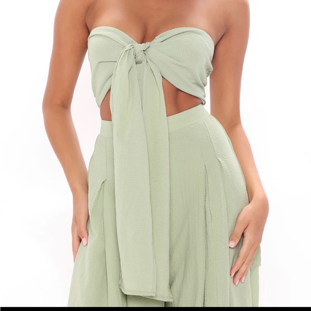 Fashion Nova 2 piece set/ Sage